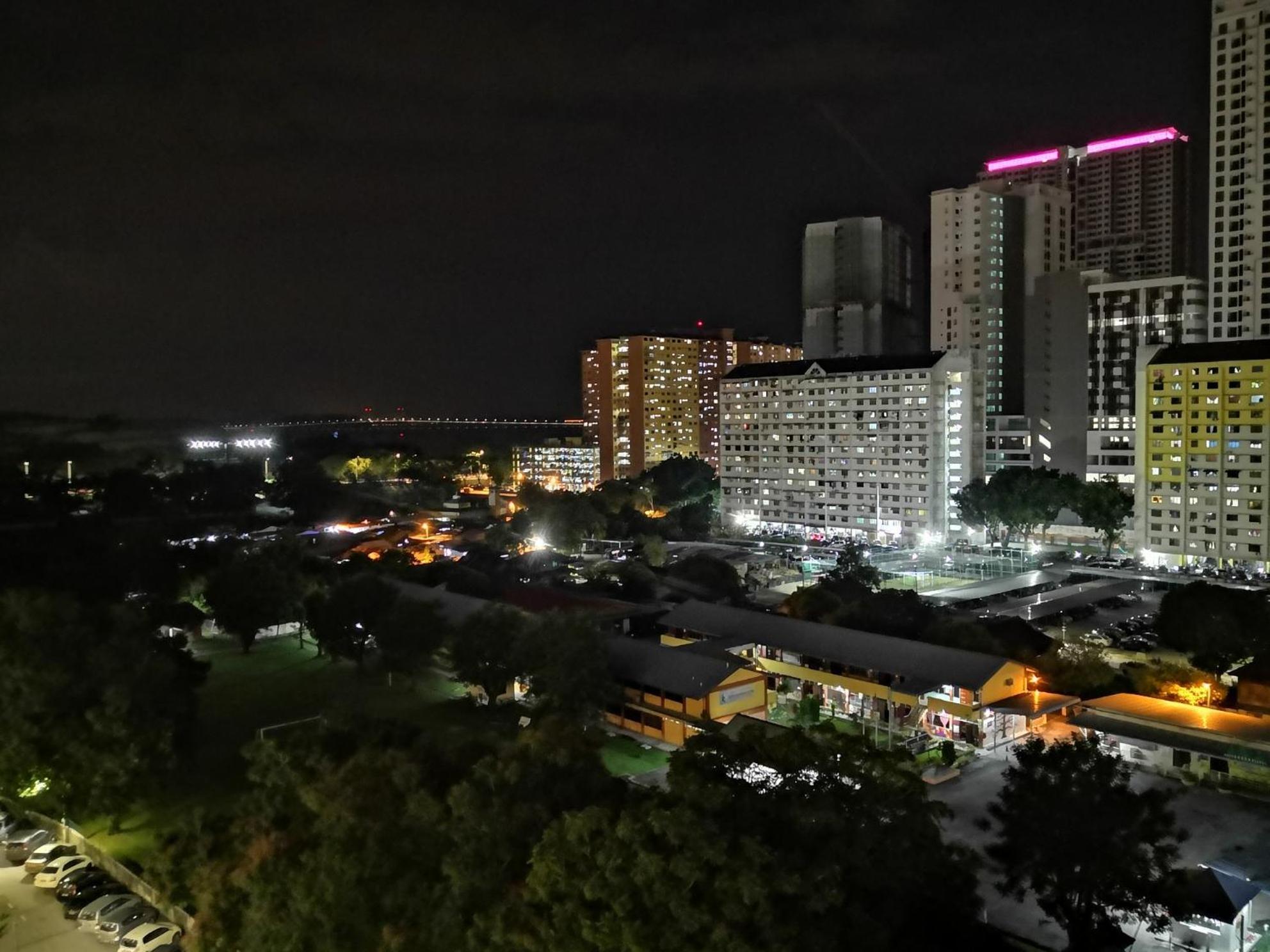 Strait Garden Suites X Ace Pro @ George Town Jelutong Экстерьер фото